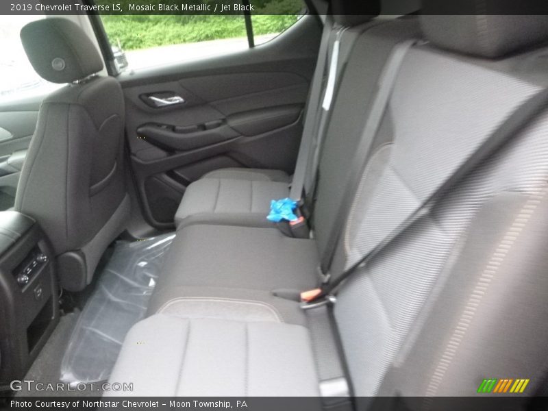 Mosaic Black Metallic / Jet Black 2019 Chevrolet Traverse LS