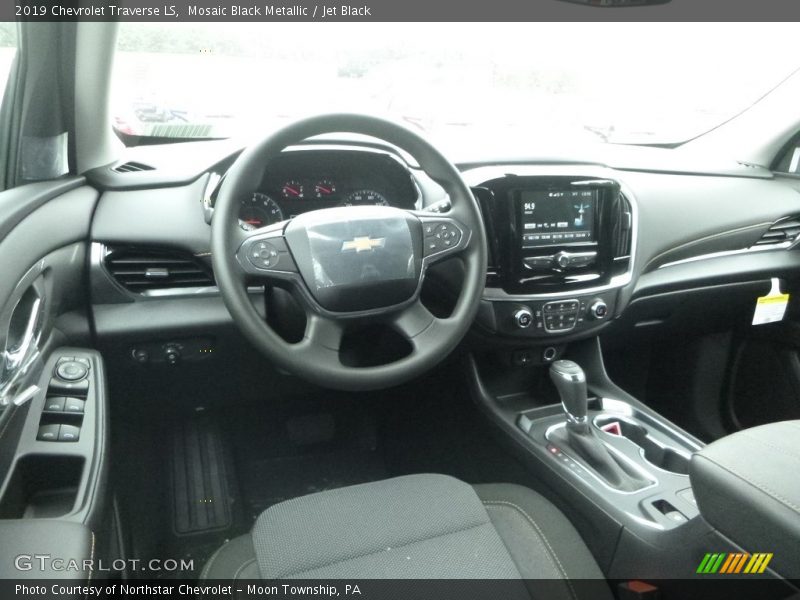 Mosaic Black Metallic / Jet Black 2019 Chevrolet Traverse LS