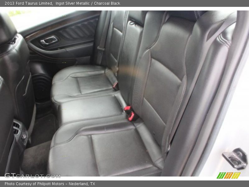 Ingot Silver Metallic / Charcoal Black 2013 Ford Taurus Limited