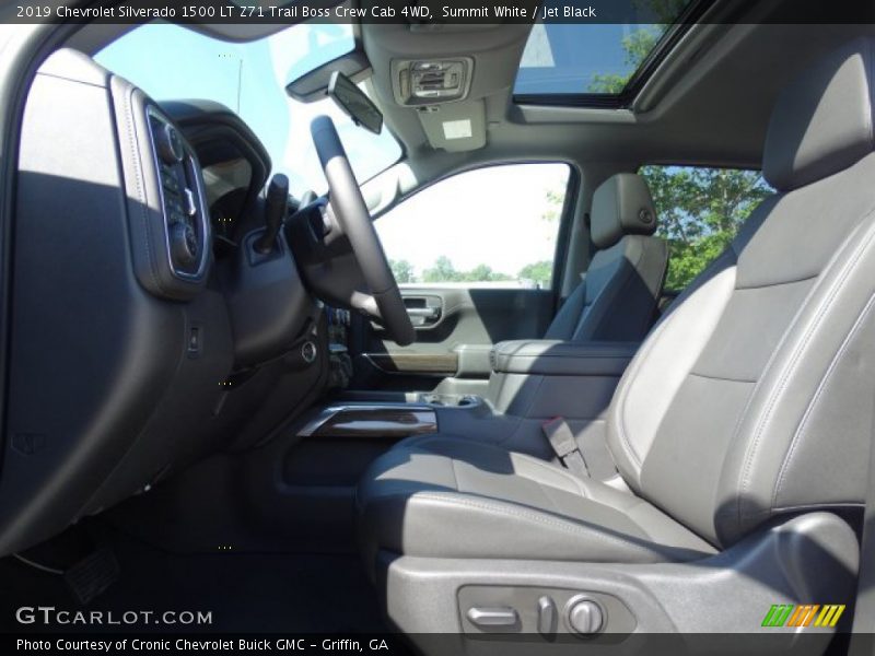 Summit White / Jet Black 2019 Chevrolet Silverado 1500 LT Z71 Trail Boss Crew Cab 4WD