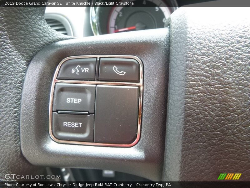 White Knuckle / Black/Light Graystone 2019 Dodge Grand Caravan SE