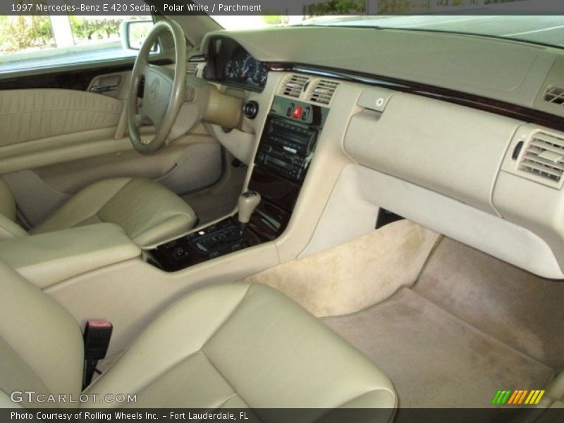 Polar White / Parchment 1997 Mercedes-Benz E 420 Sedan