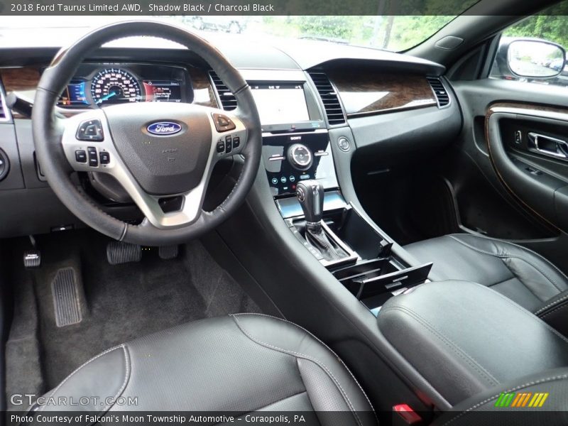  2018 Taurus Limited AWD Charcoal Black Interior