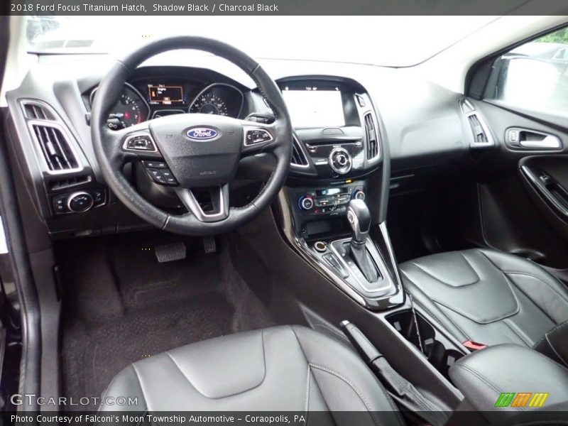 Shadow Black / Charcoal Black 2018 Ford Focus Titanium Hatch