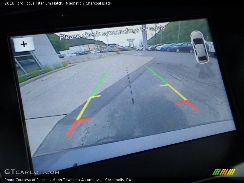 Magnetic / Charcoal Black 2018 Ford Focus Titanium Hatch