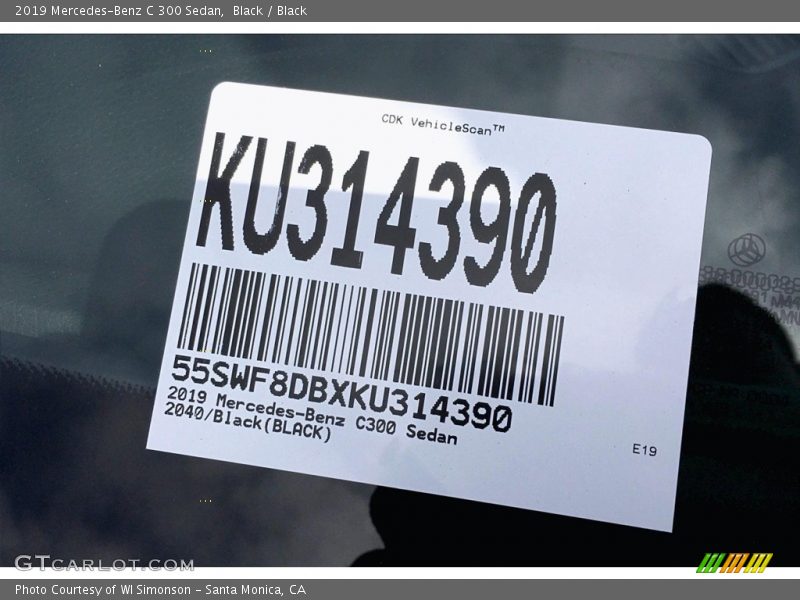 Black / Black 2019 Mercedes-Benz C 300 Sedan
