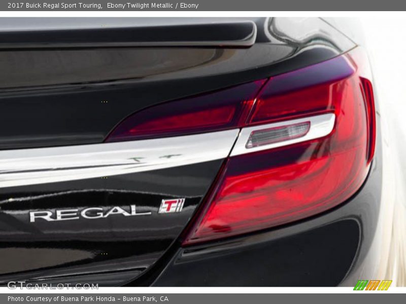 Ebony Twilight Metallic / Ebony 2017 Buick Regal Sport Touring