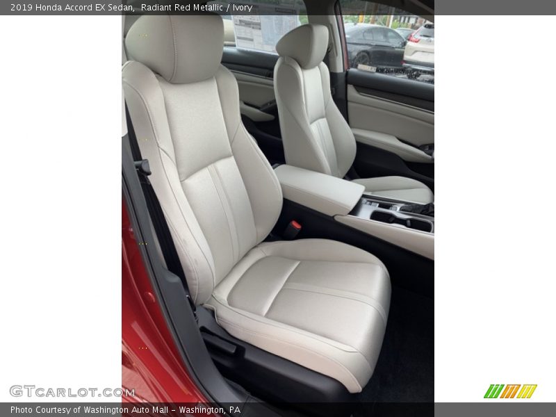 Radiant Red Metallic / Ivory 2019 Honda Accord EX Sedan
