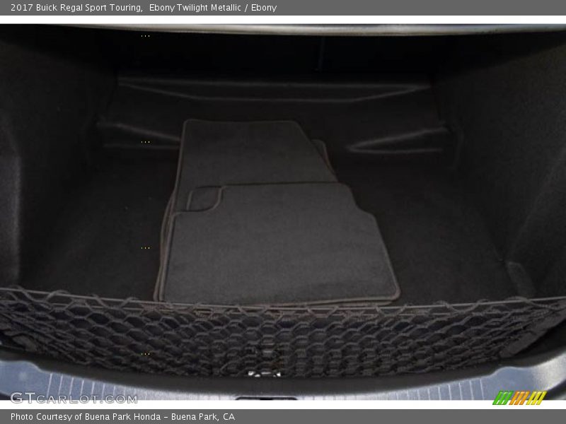 Ebony Twilight Metallic / Ebony 2017 Buick Regal Sport Touring