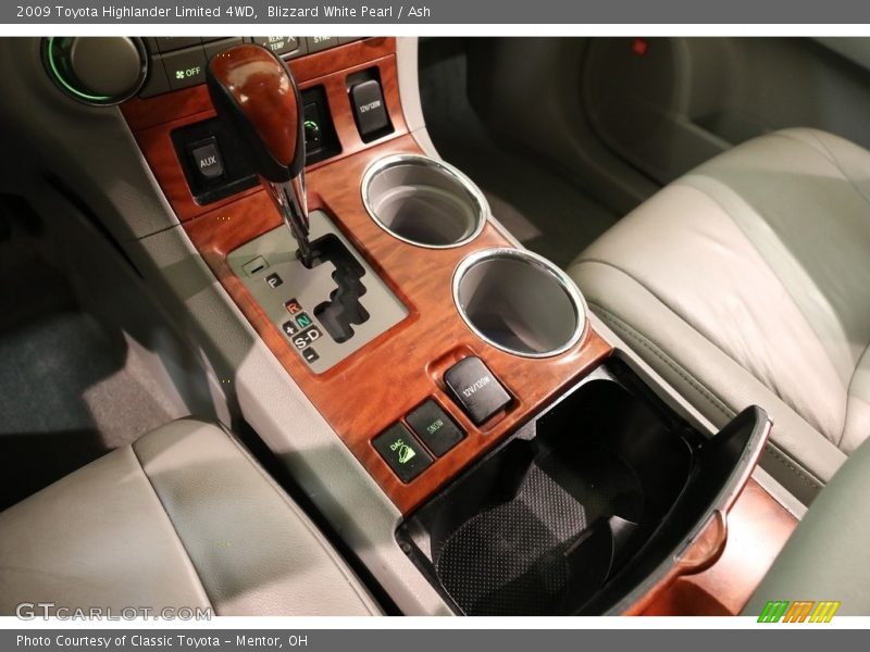 Blizzard White Pearl / Ash 2009 Toyota Highlander Limited 4WD