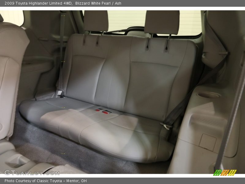 Blizzard White Pearl / Ash 2009 Toyota Highlander Limited 4WD