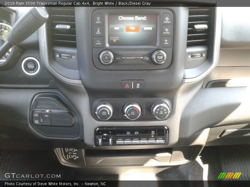 Bright White / Black/Diesel Gray 2019 Ram 3500 Tradesman Regular Cab 4x4