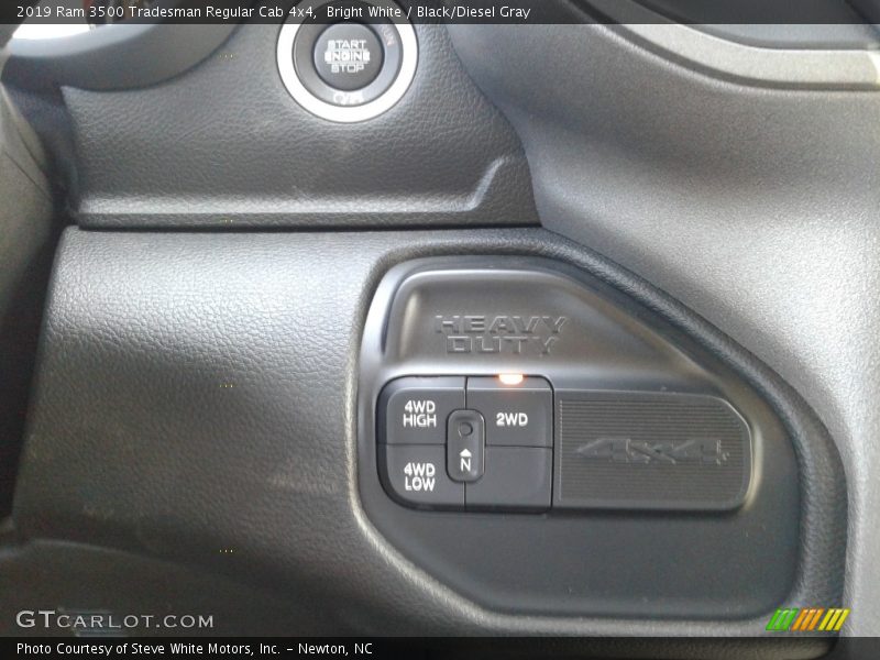 Bright White / Black/Diesel Gray 2019 Ram 3500 Tradesman Regular Cab 4x4