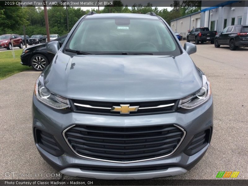 Satin Steel Metallic / Jet Black 2019 Chevrolet Trax LT AWD