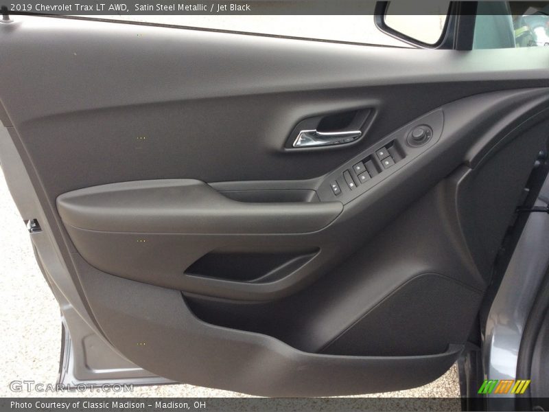 Satin Steel Metallic / Jet Black 2019 Chevrolet Trax LT AWD