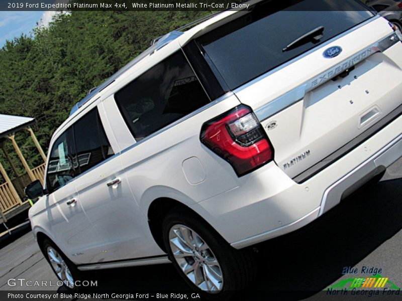 White Platinum Metallic Tri-Coat / Ebony 2019 Ford Expedition Platinum Max 4x4