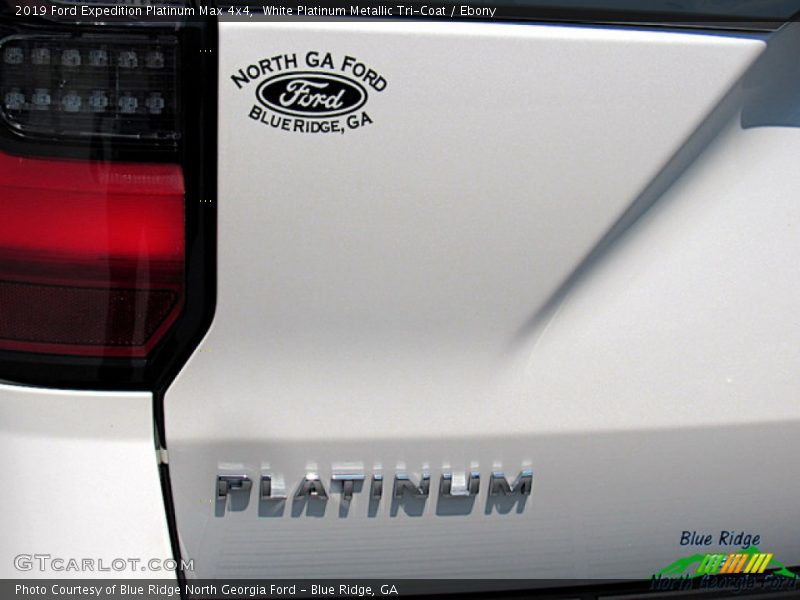 White Platinum Metallic Tri-Coat / Ebony 2019 Ford Expedition Platinum Max 4x4