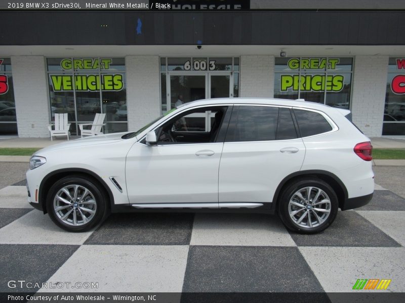 Mineral White Metallic / Black 2019 BMW X3 sDrive30i