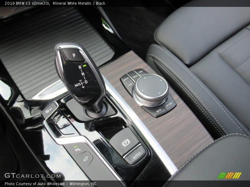 Mineral White Metallic / Black 2019 BMW X3 sDrive30i