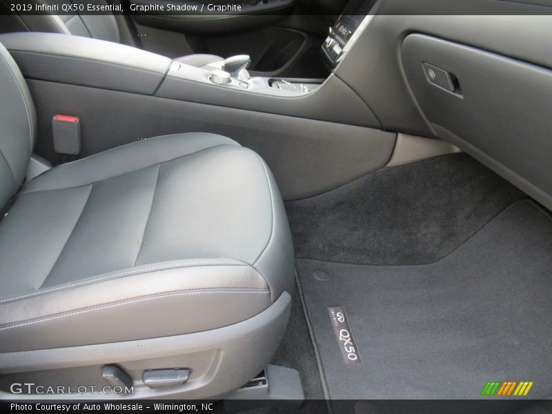 Graphite Shadow / Graphite 2019 Infiniti QX50 Essential