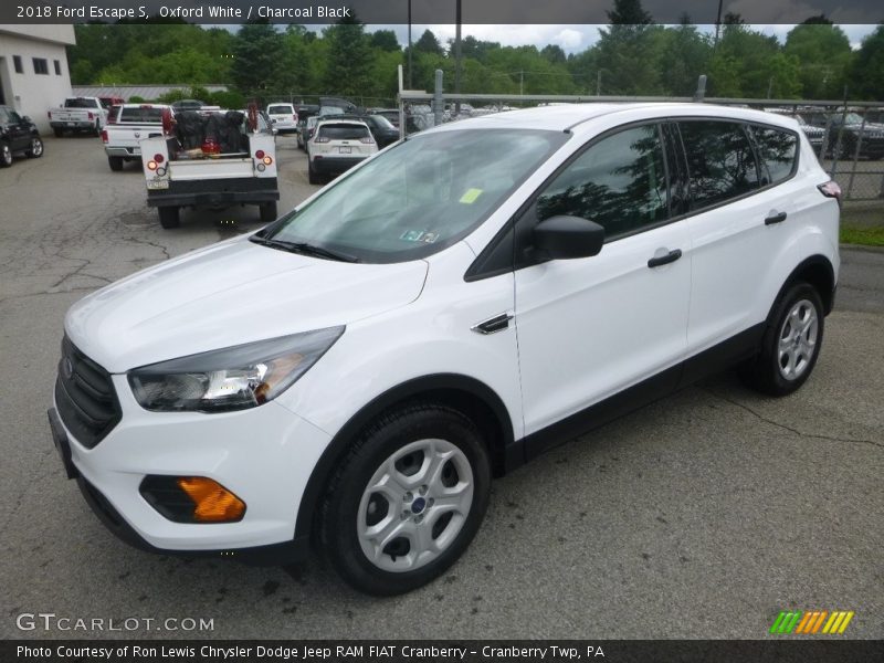 Oxford White / Charcoal Black 2018 Ford Escape S