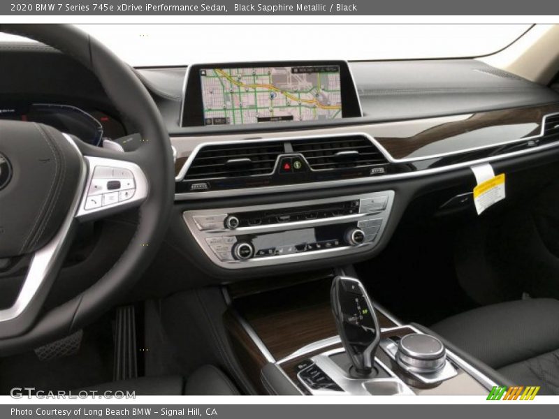 Dashboard of 2020 7 Series 745e xDrive iPerformance Sedan