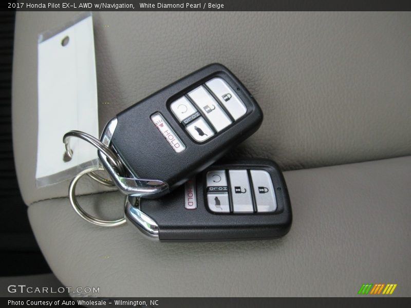 White Diamond Pearl / Beige 2017 Honda Pilot EX-L AWD w/Navigation