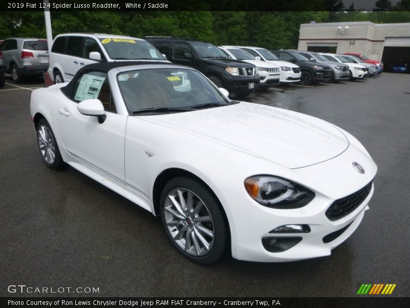 White / Saddle 2019 Fiat 124 Spider Lusso Roadster