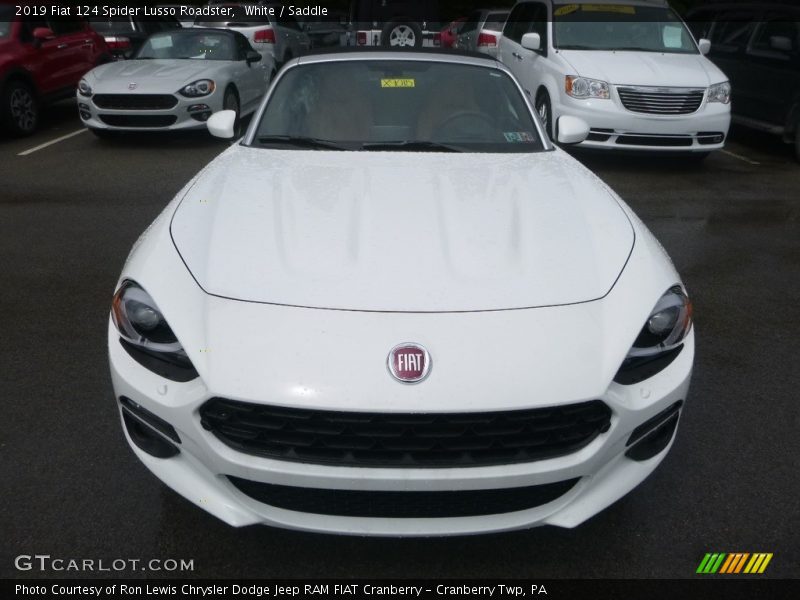 White / Saddle 2019 Fiat 124 Spider Lusso Roadster