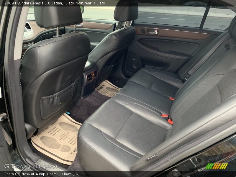 Black Noir Pearl / Black 2009 Hyundai Genesis 3.8 Sedan