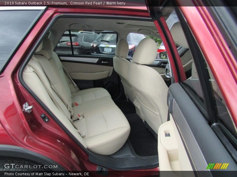 Crimson Red Pearl / Warm Ivory 2019 Subaru Outback 2.5i Premium