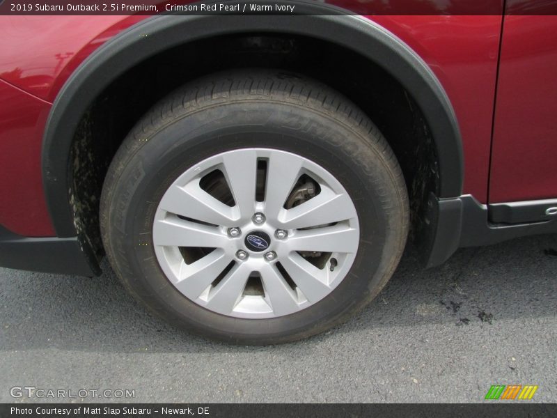 Crimson Red Pearl / Warm Ivory 2019 Subaru Outback 2.5i Premium