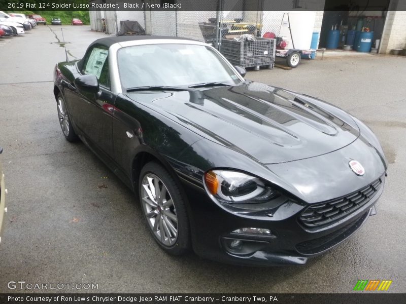 Black / Nero (Black) 2019 Fiat 124 Spider Lusso Roadster