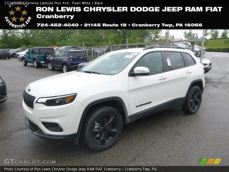 Pearl White / Black 2019 Jeep Cherokee Latitude Plus 4x4