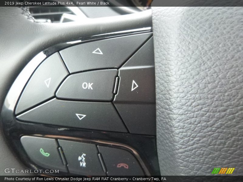 Pearl White / Black 2019 Jeep Cherokee Latitude Plus 4x4