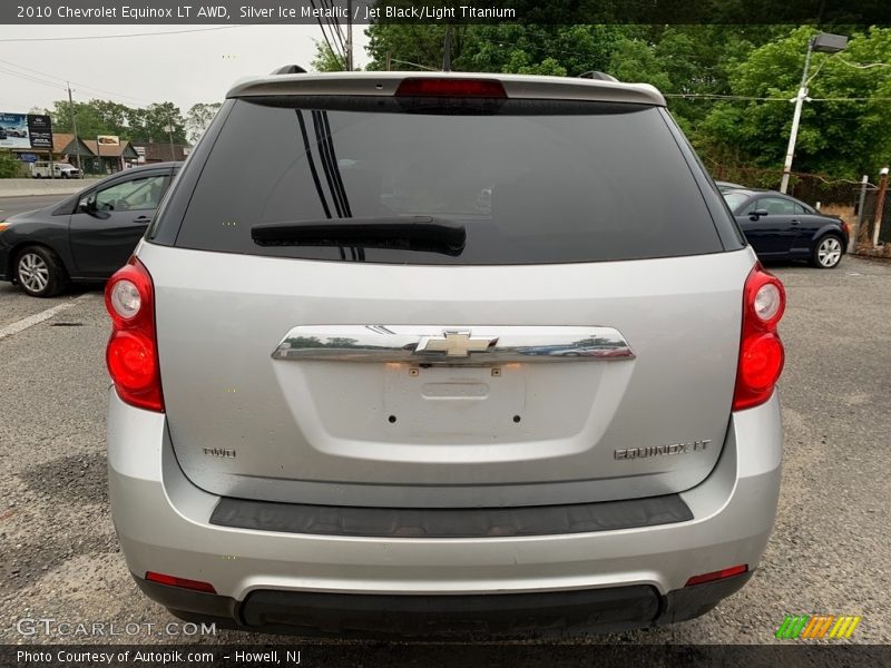 Silver Ice Metallic / Jet Black/Light Titanium 2010 Chevrolet Equinox LT AWD