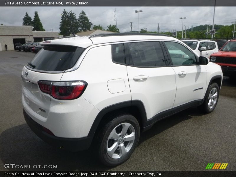 White / Black 2019 Jeep Compass Latitude 4x4