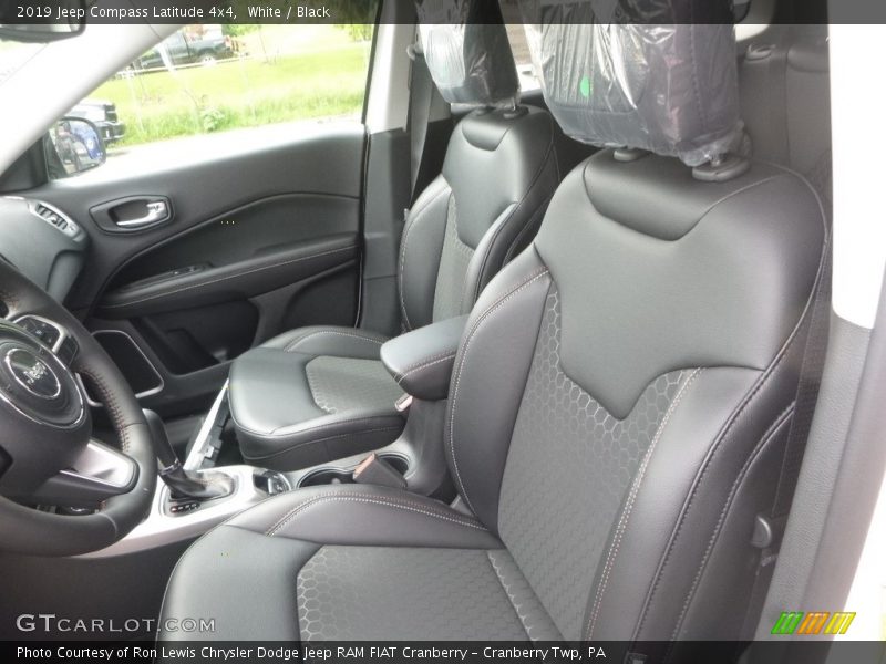 White / Black 2019 Jeep Compass Latitude 4x4