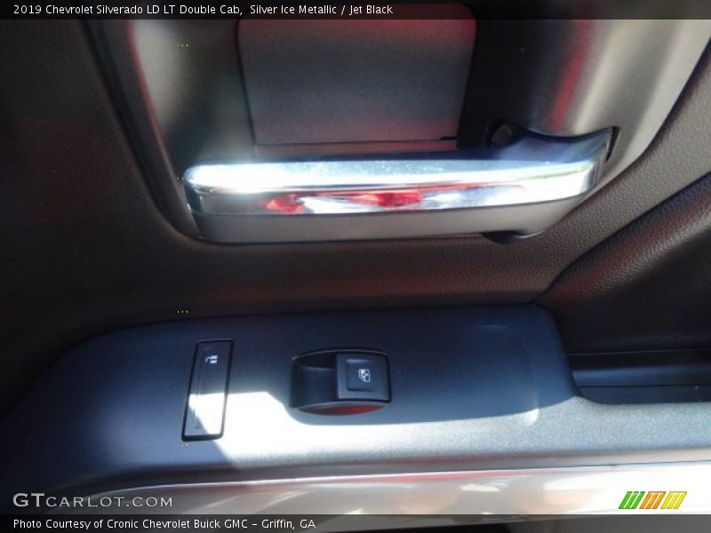 Silver Ice Metallic / Jet Black 2019 Chevrolet Silverado LD LT Double Cab