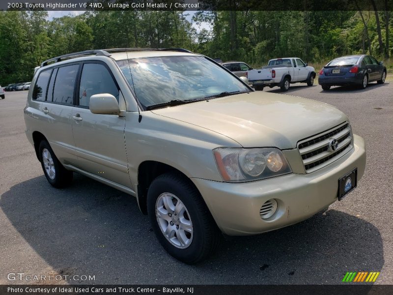 Vintage Gold Metallic / Charcoal 2003 Toyota Highlander V6 4WD