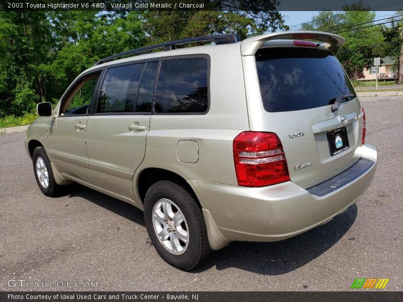 Vintage Gold Metallic / Charcoal 2003 Toyota Highlander V6 4WD