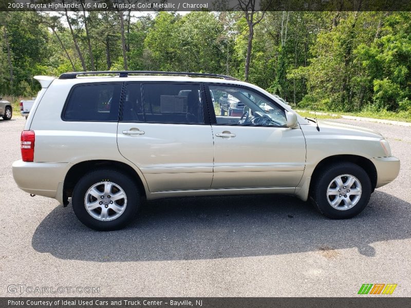 Vintage Gold Metallic / Charcoal 2003 Toyota Highlander V6 4WD