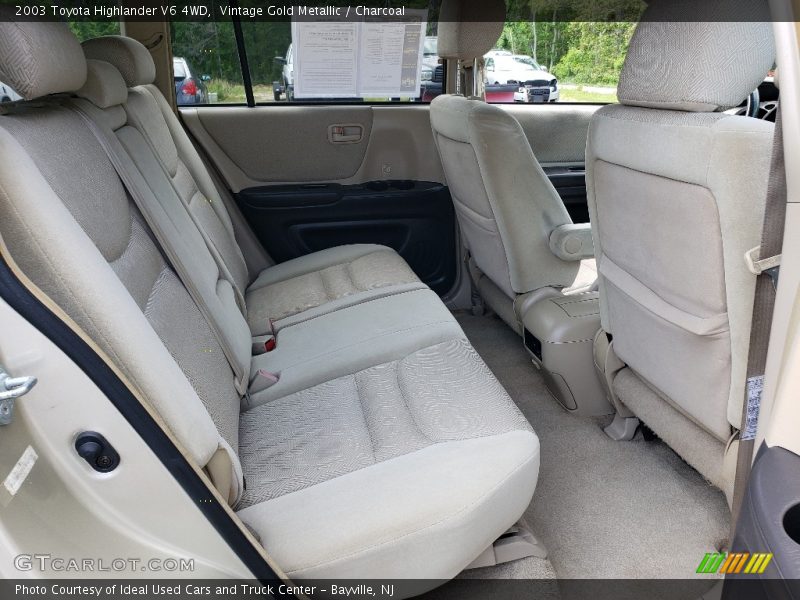 Vintage Gold Metallic / Charcoal 2003 Toyota Highlander V6 4WD