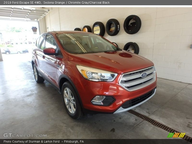Sedona Orange / Chromite Gray/Charcoal Black 2019 Ford Escape SE 4WD