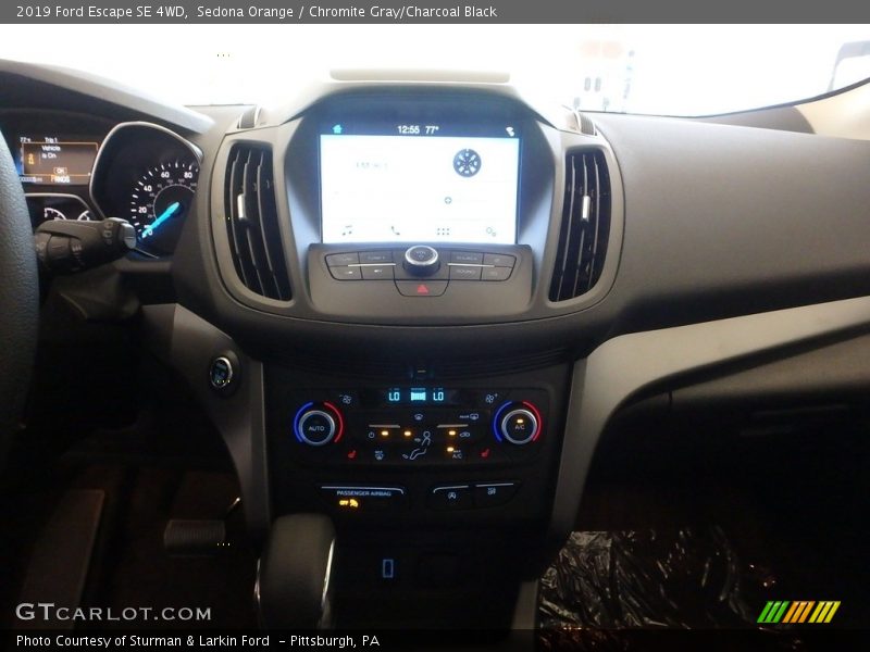 Sedona Orange / Chromite Gray/Charcoal Black 2019 Ford Escape SE 4WD