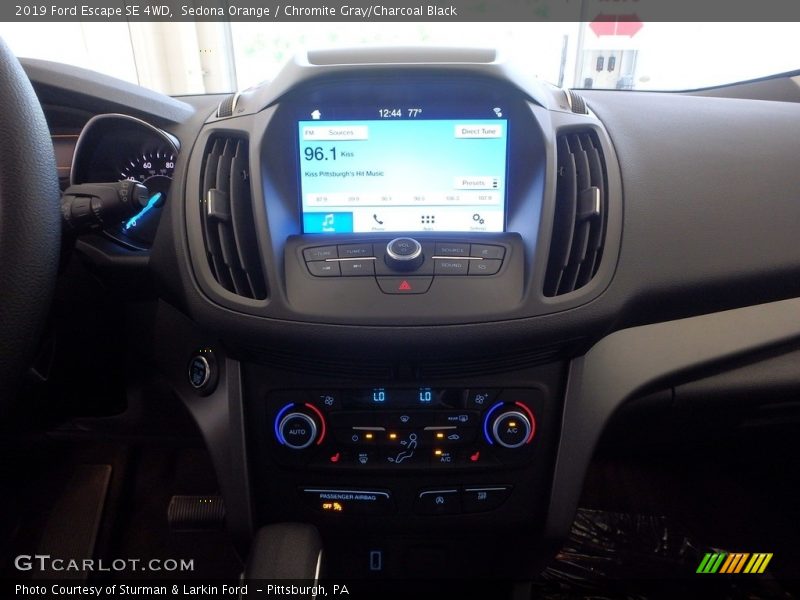 Sedona Orange / Chromite Gray/Charcoal Black 2019 Ford Escape SE 4WD