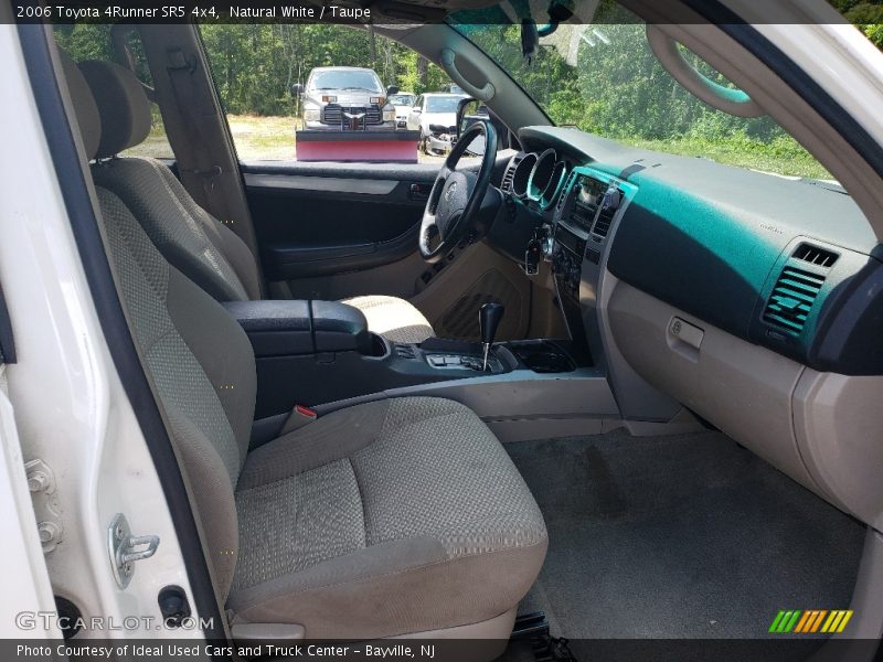 Natural White / Taupe 2006 Toyota 4Runner SR5 4x4