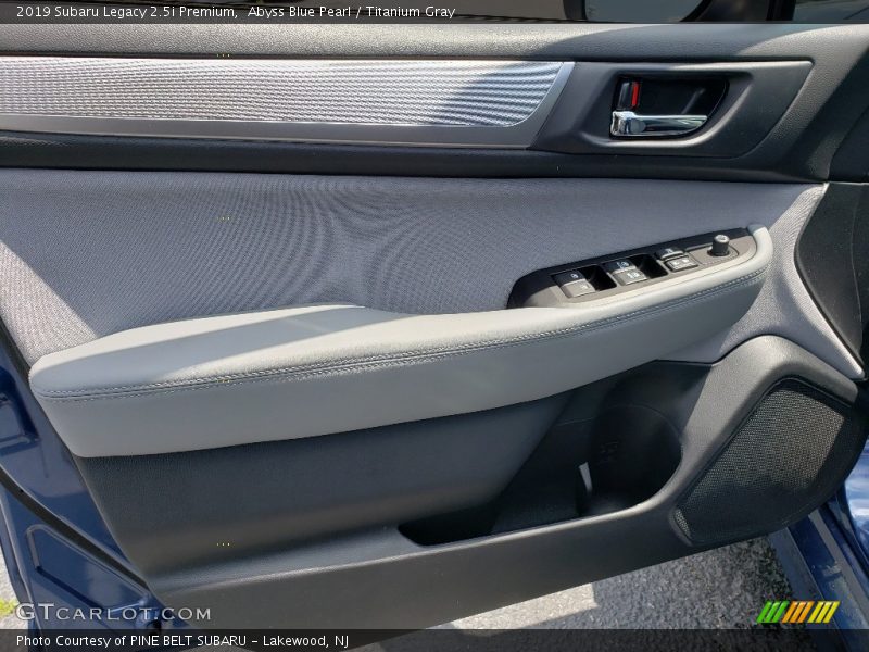 Abyss Blue Pearl / Titanium Gray 2019 Subaru Legacy 2.5i Premium