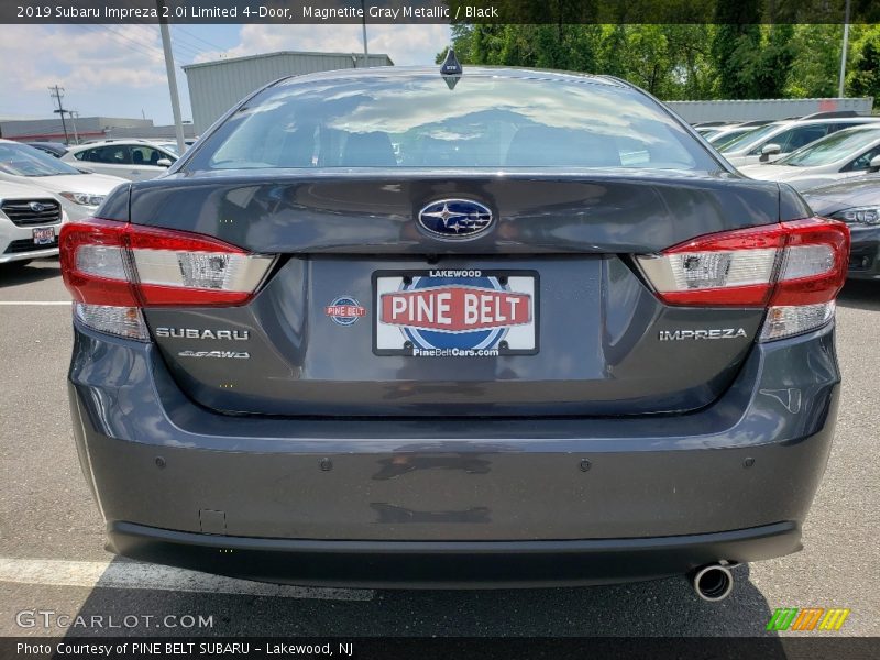 Magnetite Gray Metallic / Black 2019 Subaru Impreza 2.0i Limited 4-Door