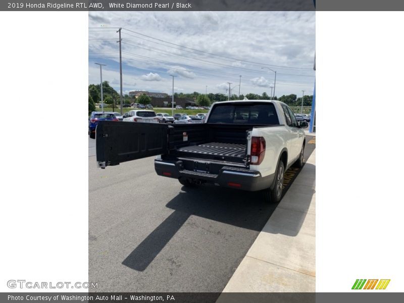 White Diamond Pearl / Black 2019 Honda Ridgeline RTL AWD